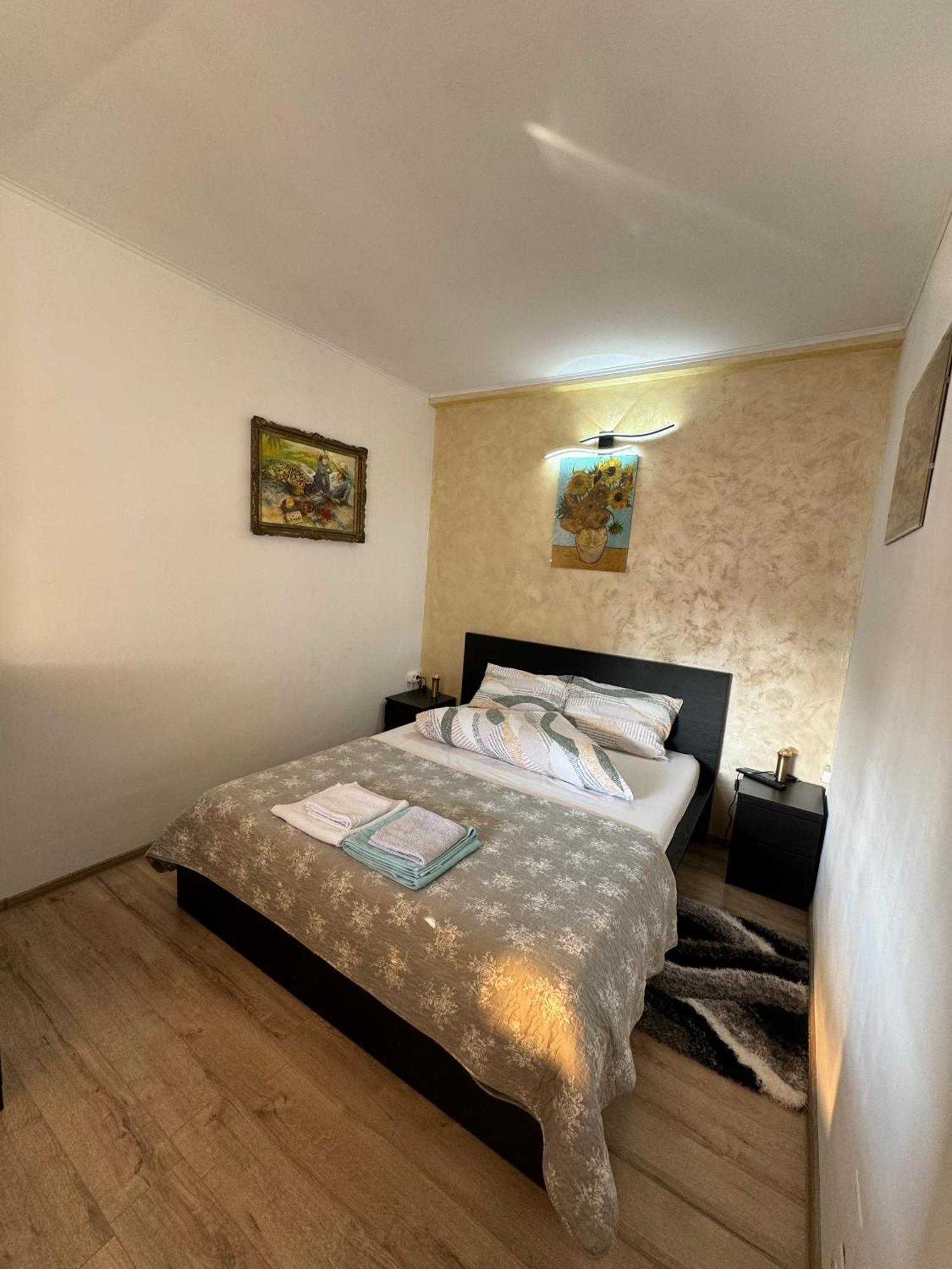 Apartment Victor 38 *